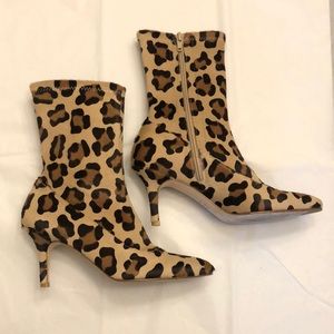 Stuart Weitzman “Clingy” Boots in Calf Hair Cognac Brown, EUC. Size 6.